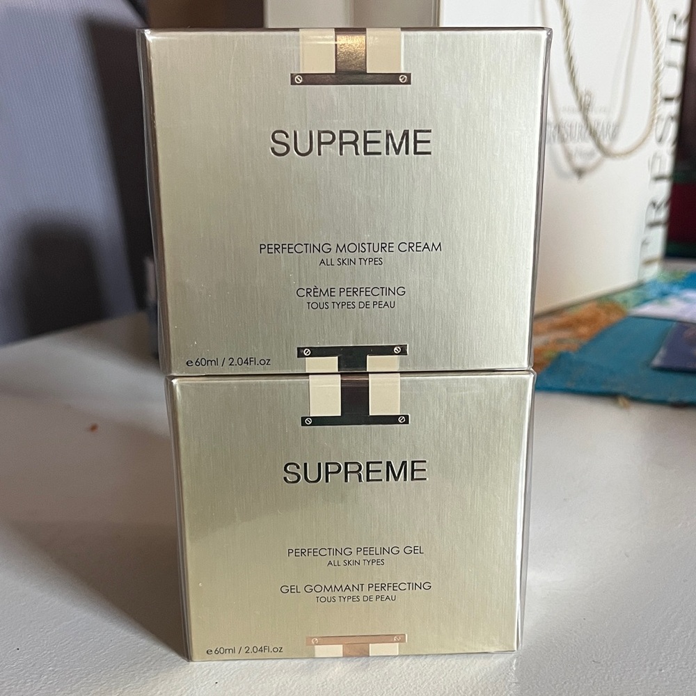 Supreme Skincare Duo in Elegant Cream Packaging